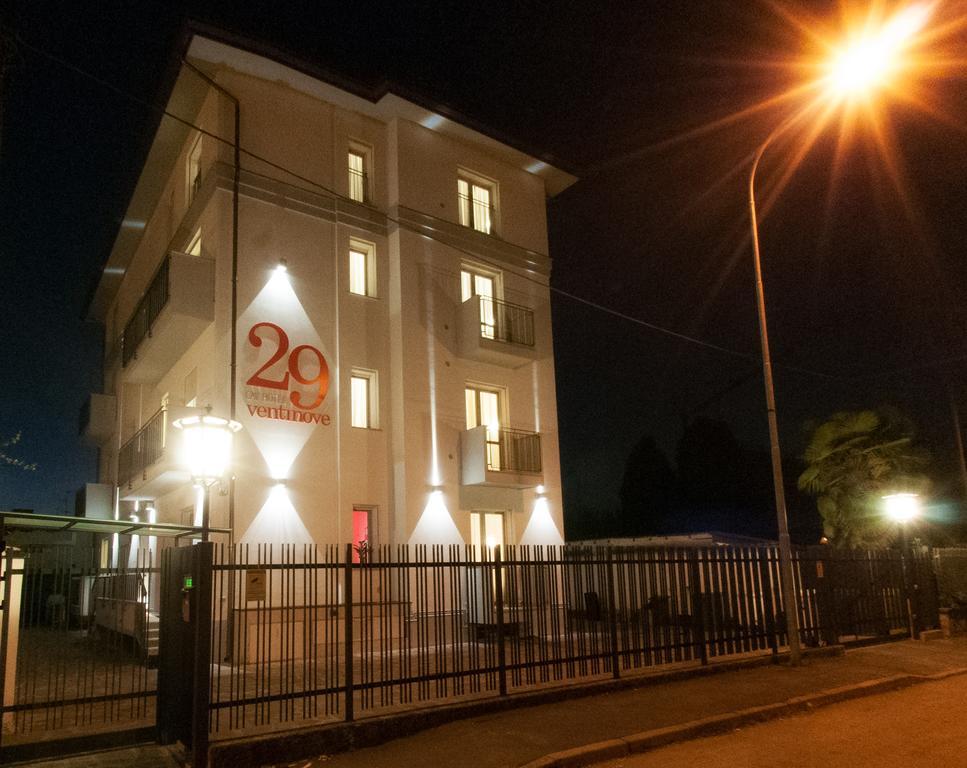 29 Cav Apartments Bollate Exterior photo